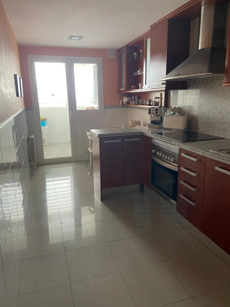 Appartement 4 chambres à Tiana
