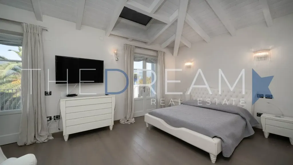 Magamistoad - Spacious Villa in Forte Dei Marmi