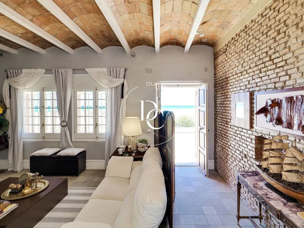 Elutuba - Luxury Villa with Sea Views in El Vendrell