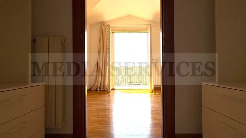 Entrée - Prestigious Apartment with Balcony in Garlasco
