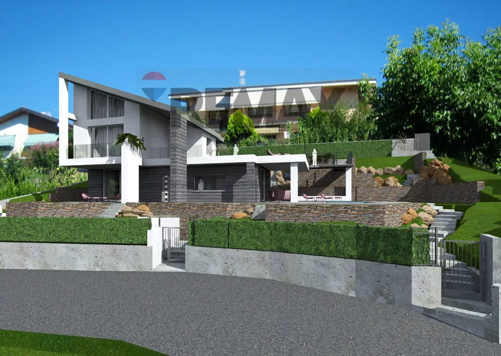 Buildable Land with Mountain View in Ispra