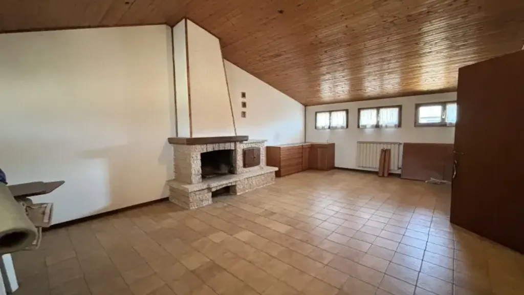 Séjour - Semi-Detached Villa with Garden in Soliera