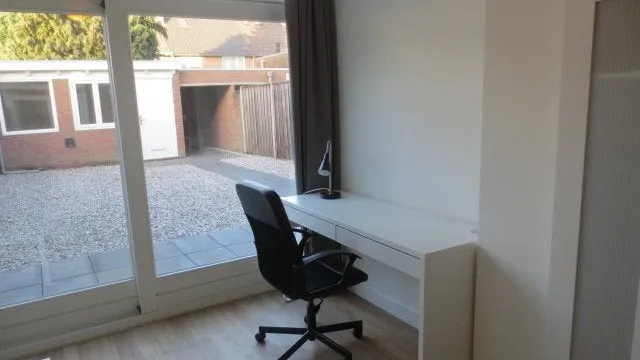 Studio - Furnished Studio with Garden in Eindhoven