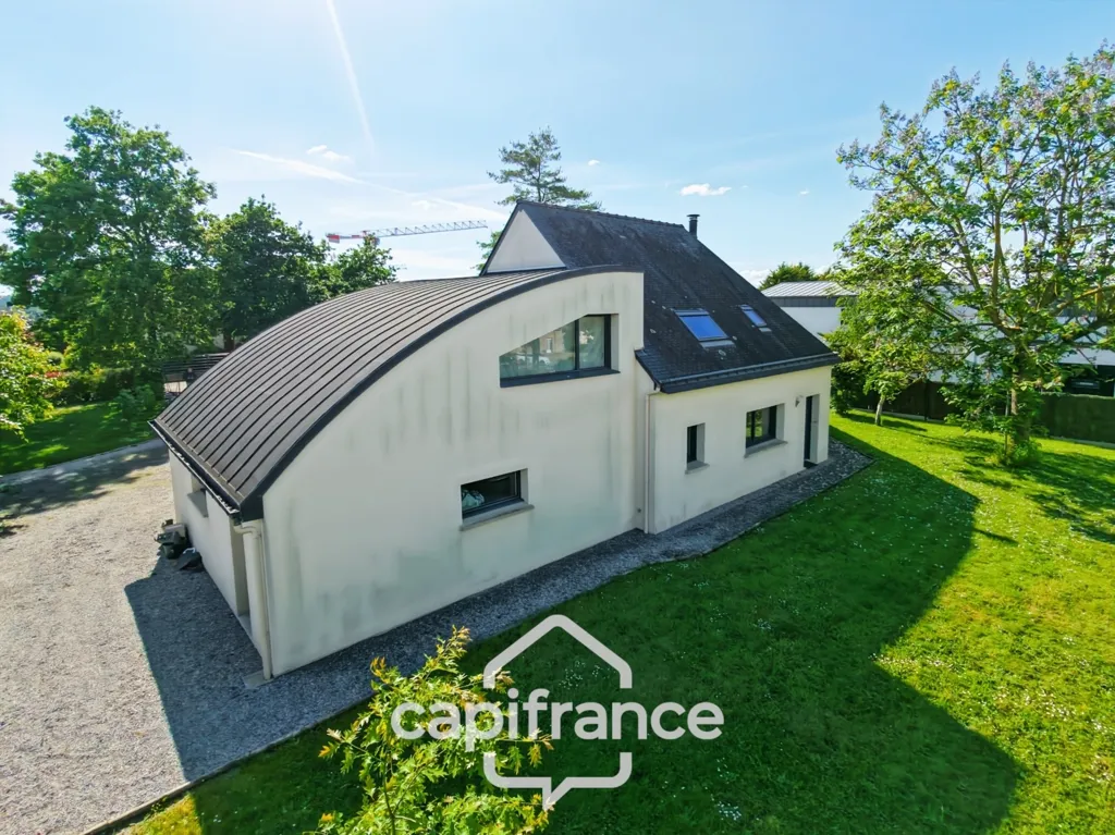 Vista aerea - Architectural House with Studio in Pontivy