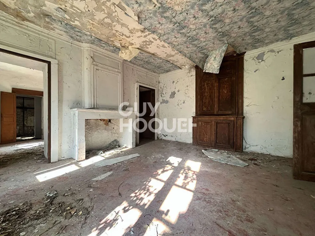 Elutuba - Historic Bastide with Pool in Robion