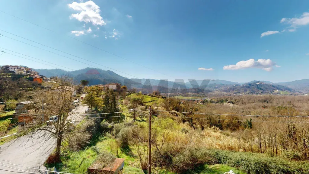 Ristrutturated House with Panoramic View in Beverino