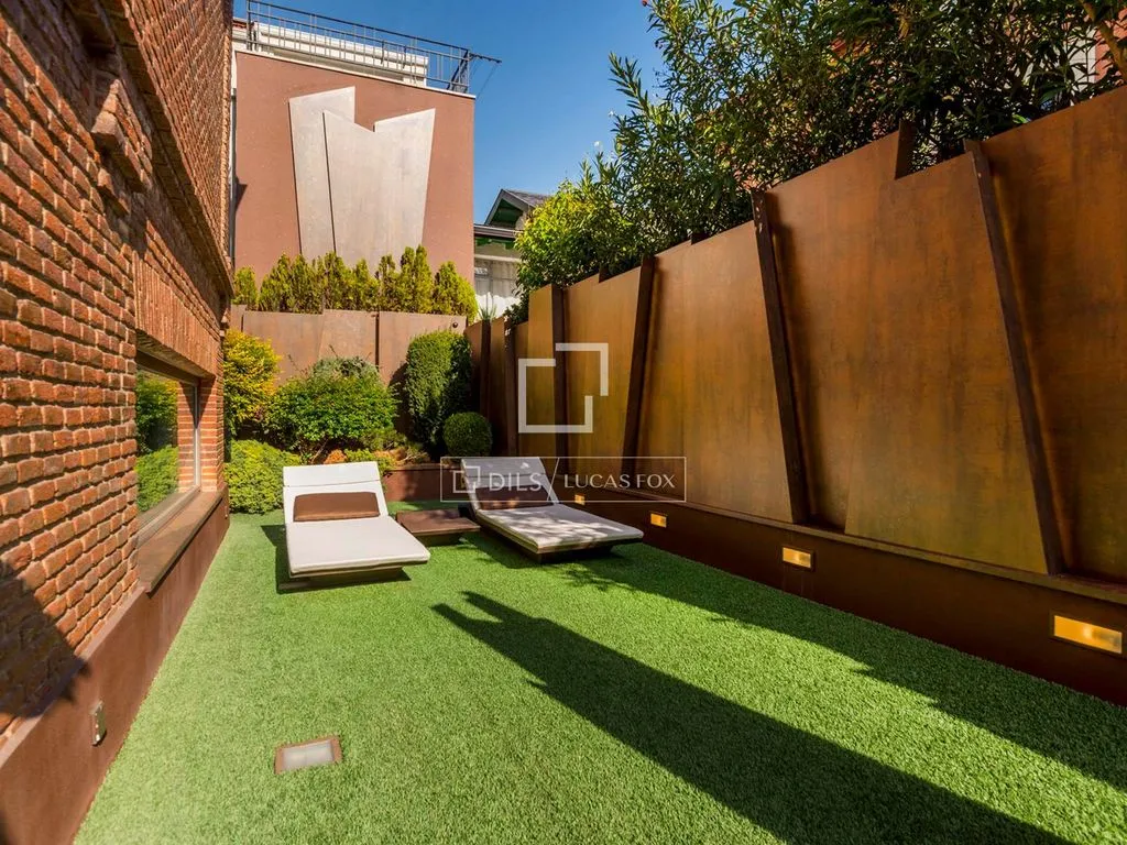 Jardin - Mudéjar Villa with Pool in Central Madrid