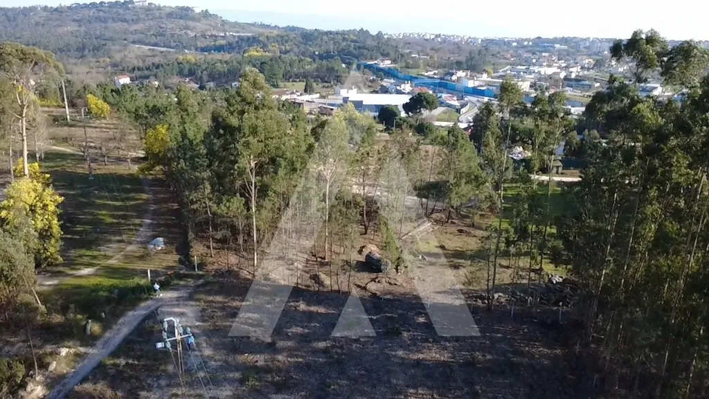 Vue aérienne - Rural Land with Easy A25 Access in Mangualde