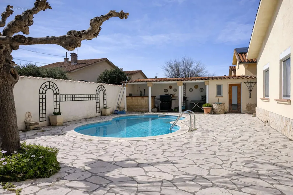 Maison 5 pièces à Lezignan-Corbieres