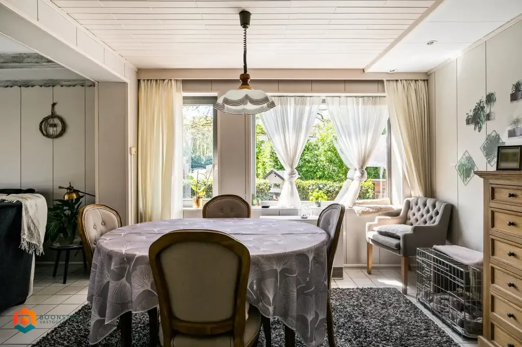 Söögituba - Charming House with Garden in Rijmenam