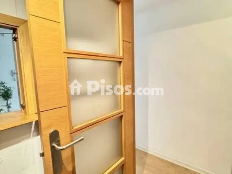 Esik - Apartment with Air Conditioning in Chueca, Madrid