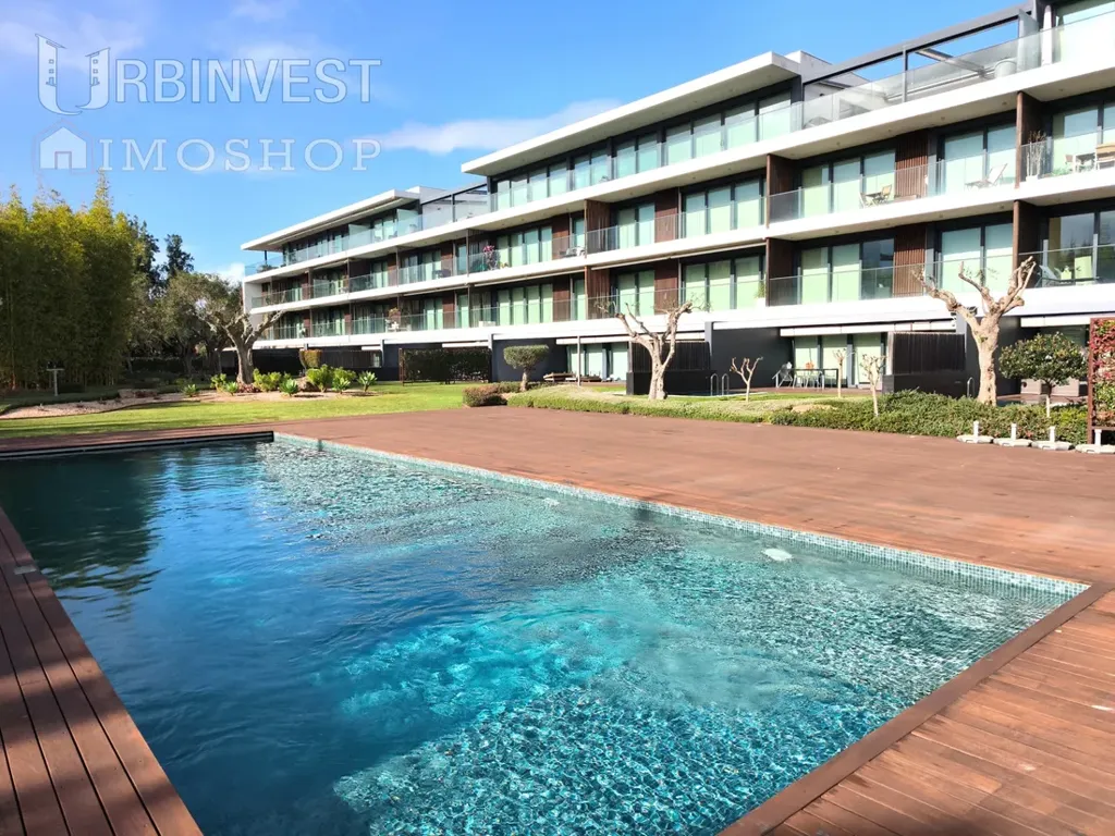 Bassein - Contemporary Flat with Pool in Vilamoura, Algarve