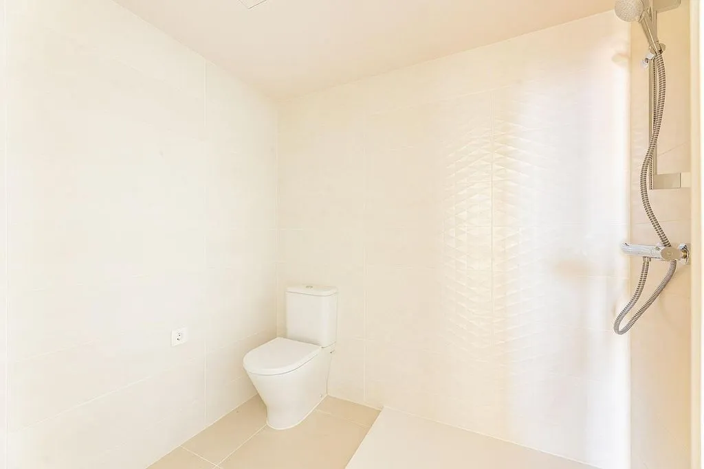 Bagni - Apartment with East-Facing Terrace in L'Eixample