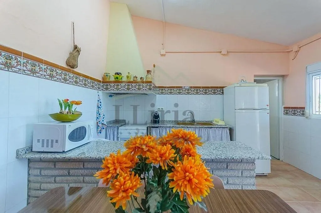 Cuisine - Rustic Farmhouse with Pool in Villamarchante