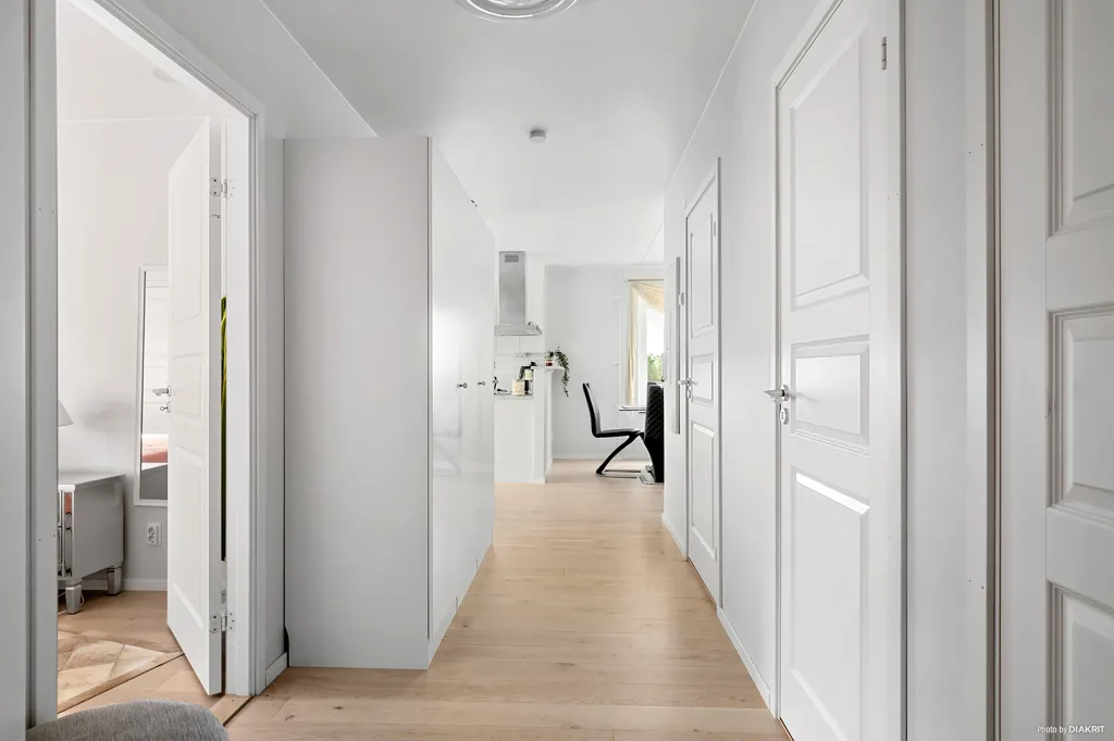 Esik - Modern Flat with Balcony in Norrmalm, Borås