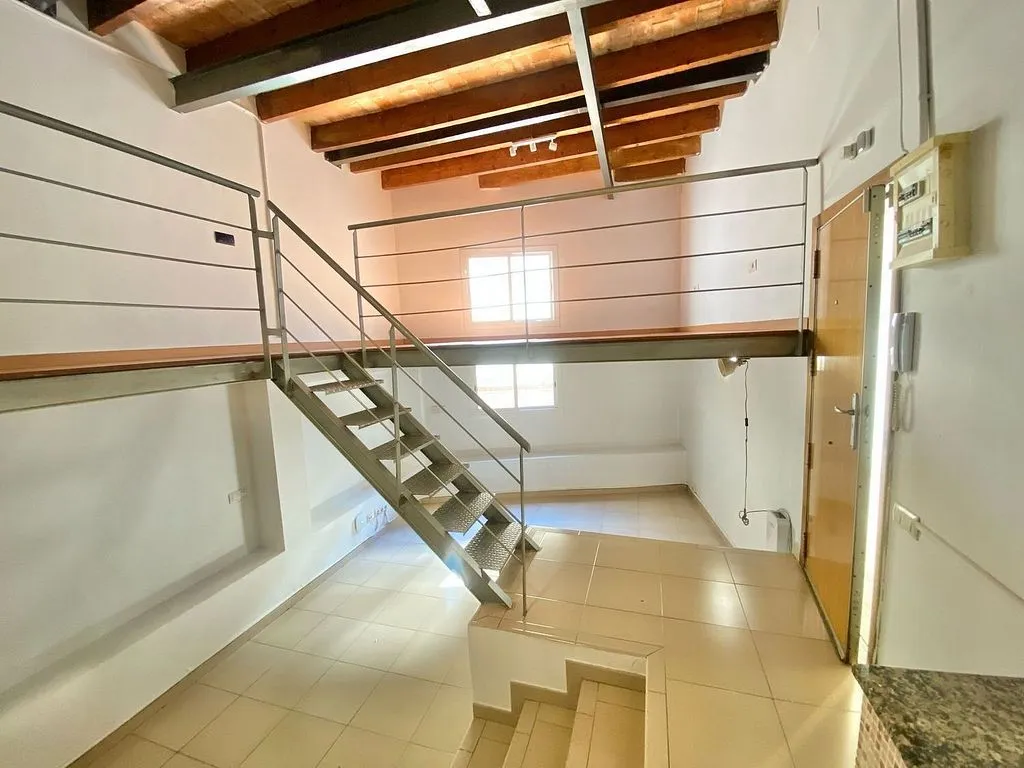 Toad - Loft with Montjuïc View in El Poble Sec