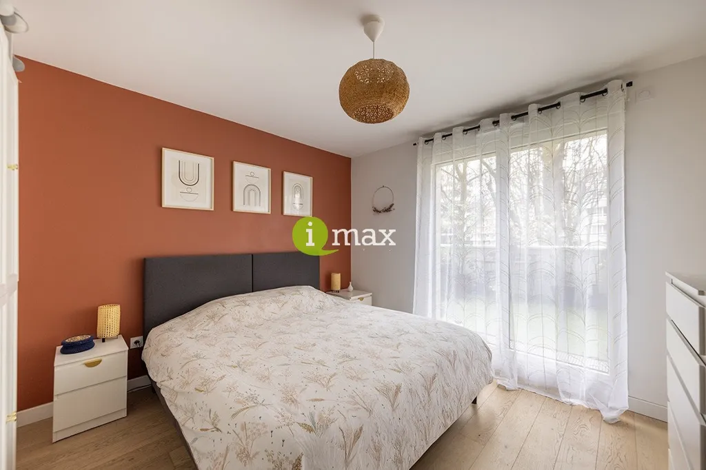 Magamistoad - 3-Piece Flat with Balcony in Clichy