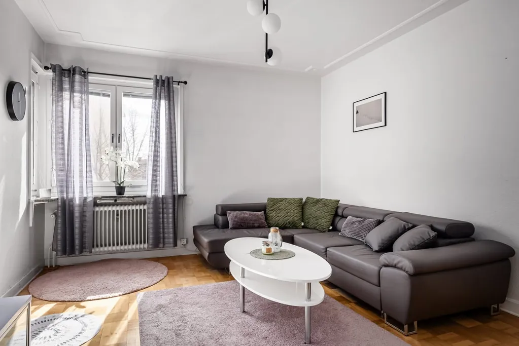 Séjour - Funkis Flat with South-Facing Balcony in Stockholm
