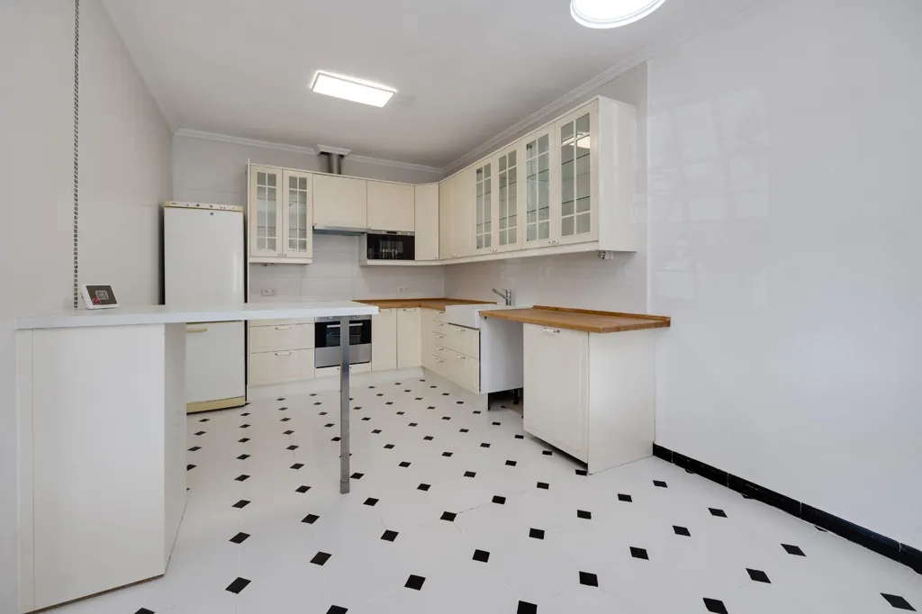 Kitchen - Chalet with Pool and Sea View in El Chaparral