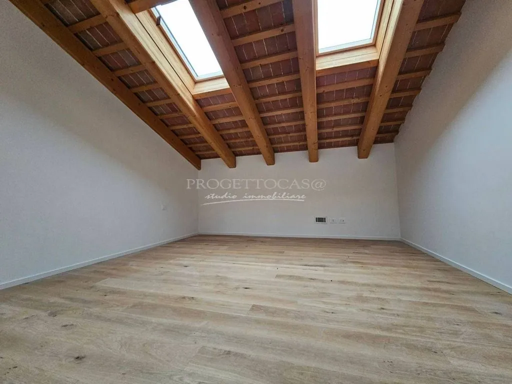 Toad - Luxury Duplex Flat in Historic Villa, Mirano