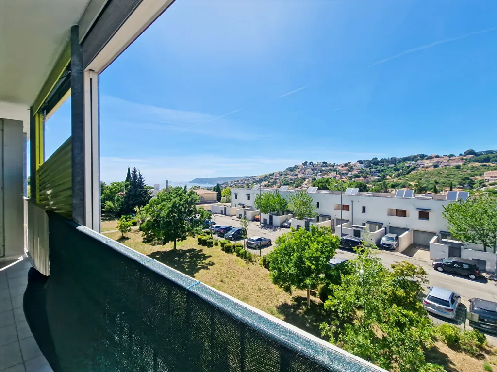 Balcony - Flat with Terrace in Marseille 13015