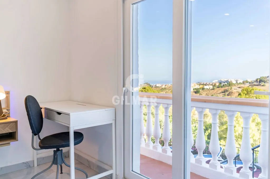 Balcon - Luxury Flat with Sea Views in Benalmádena
