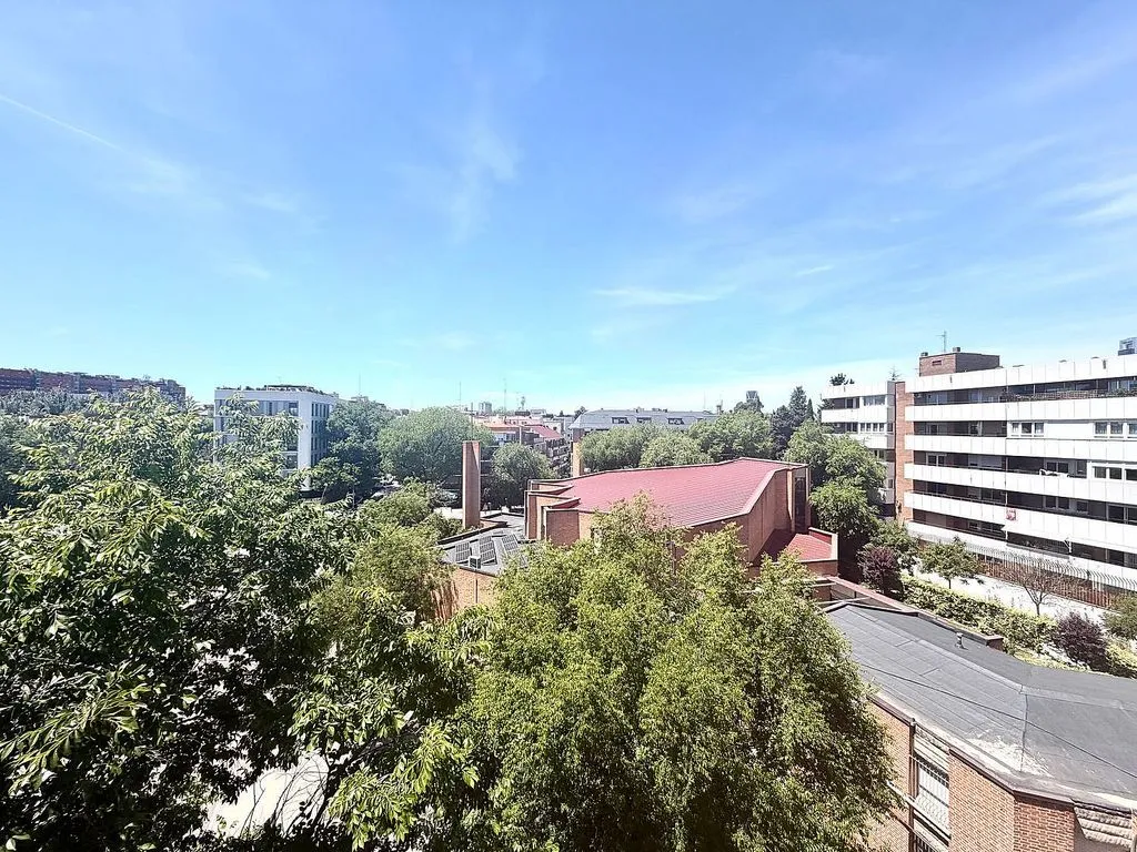 Rõdu - Apartment with Terraces in Chamartín