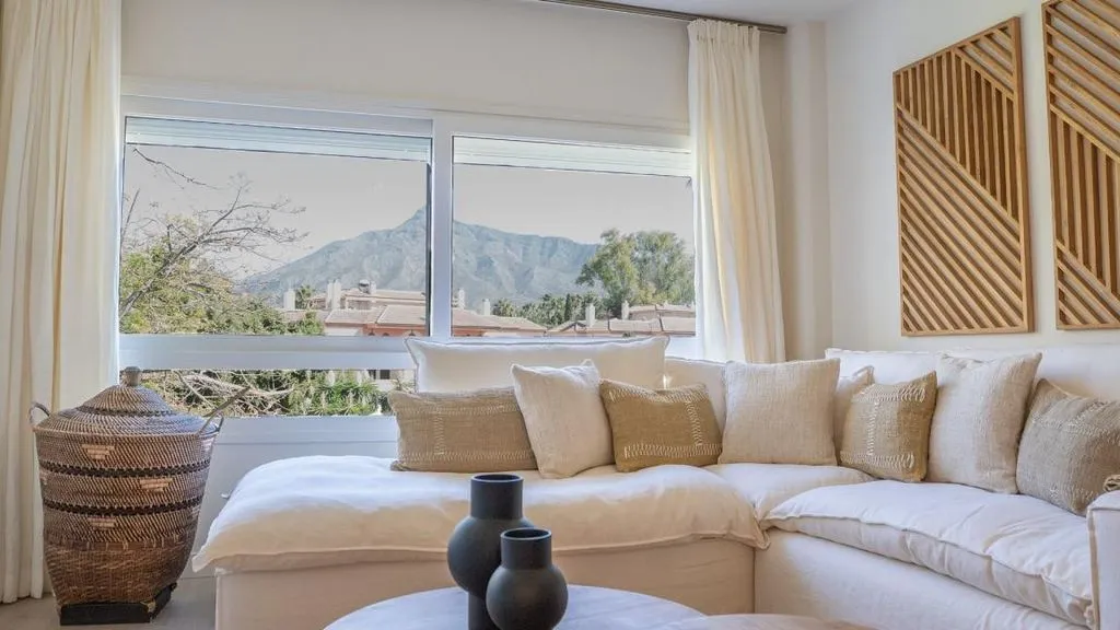 Elutuba - Luxury Apartment with Pool in Puerto Banús