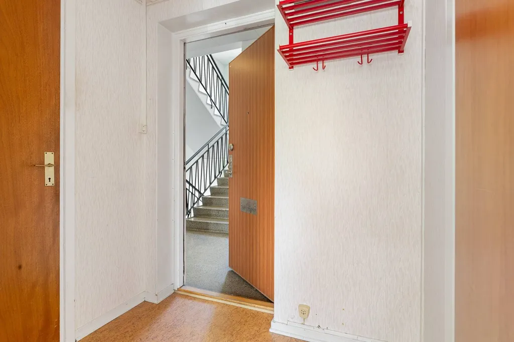 Apartment with Balcony in Paradiset