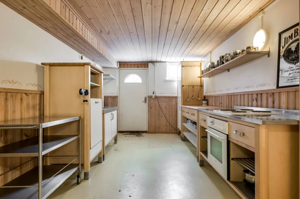 Köök - Multi-Use Property with Historic Charm in Borgvik