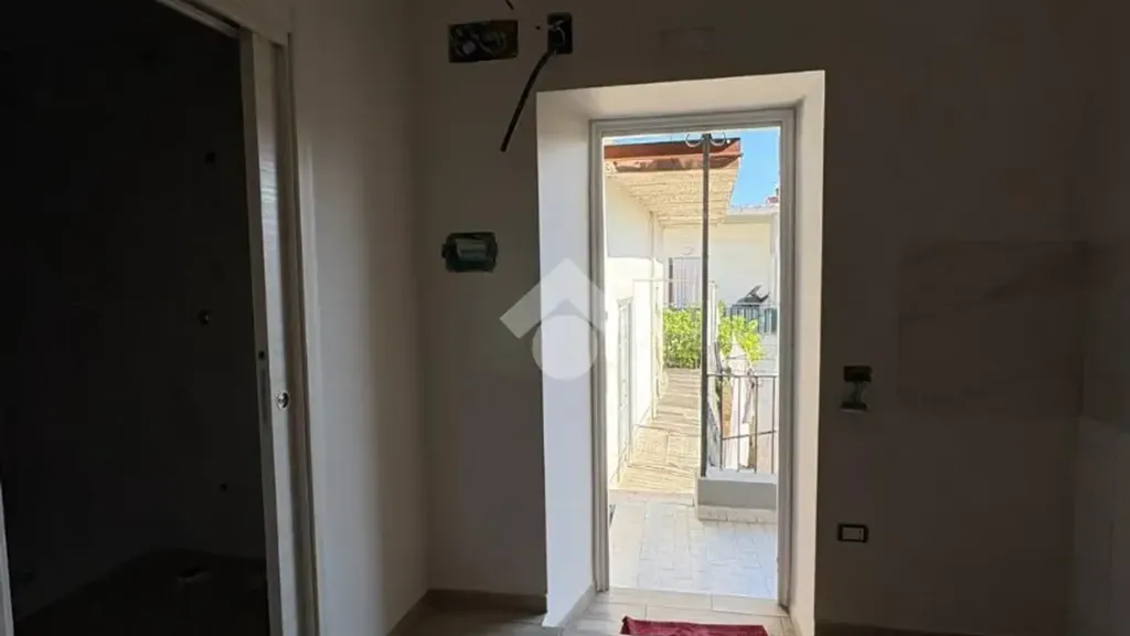 Esik - Modernised Studio with Balcony in Afragola