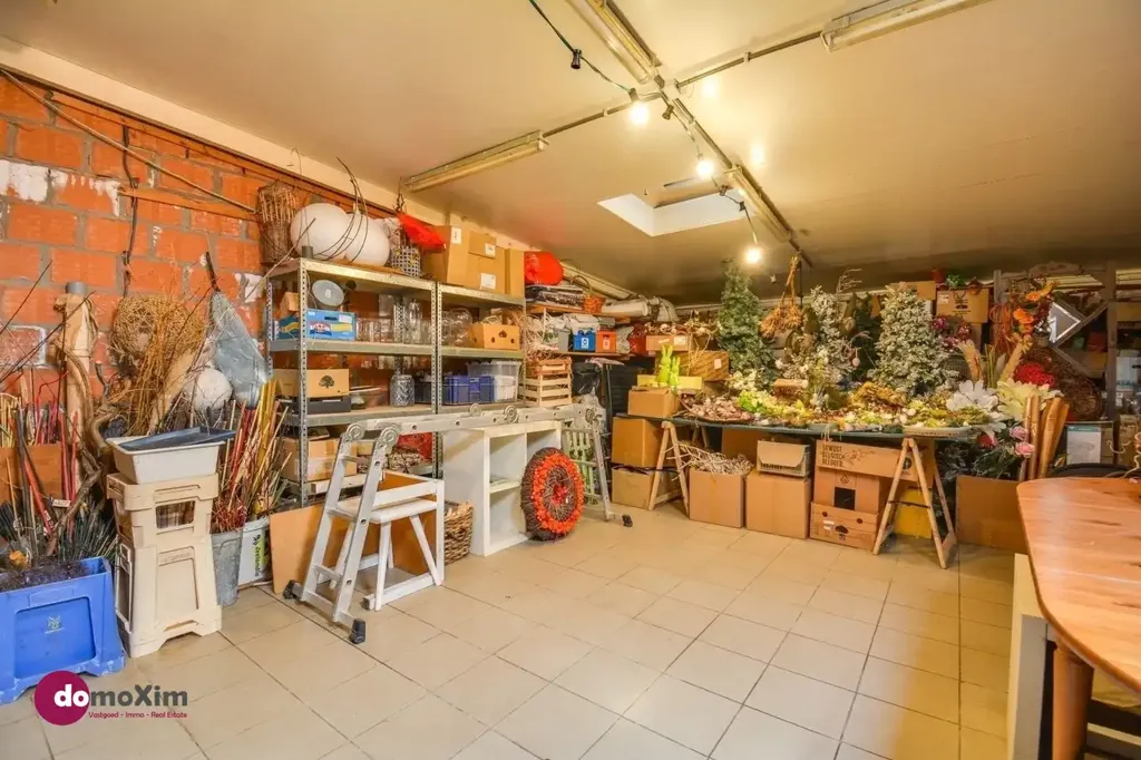 Lavanderia - Commercial Space with Residence in Kampenhout