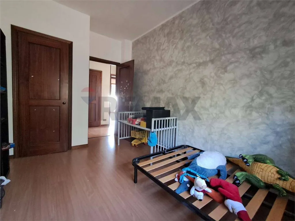 Magamistoad - Villa with Terrace in Serravalle
