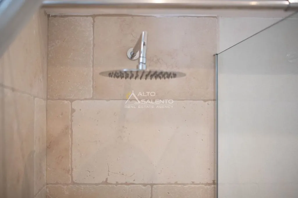 Bathrooms - Renovated Villa with Pool near Ostuni