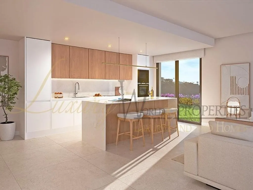 Cuisine - Luxury Seafront Flat in Adeje, Canary Islands