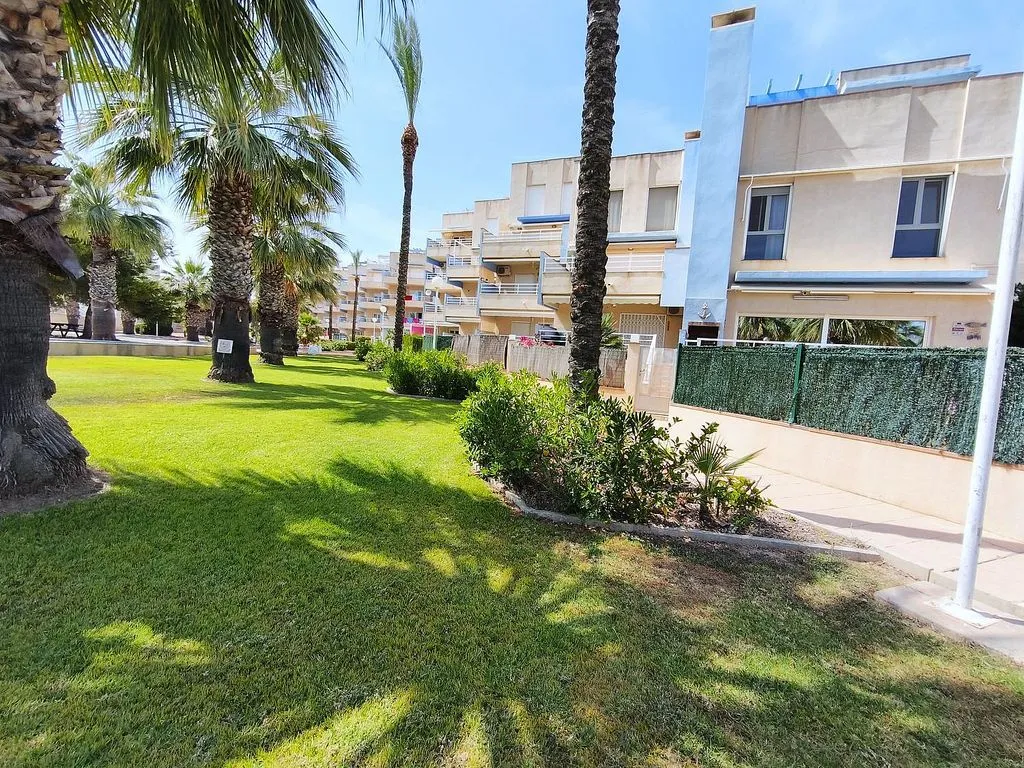 Seafront Apartment with Pool in Cabo Roig