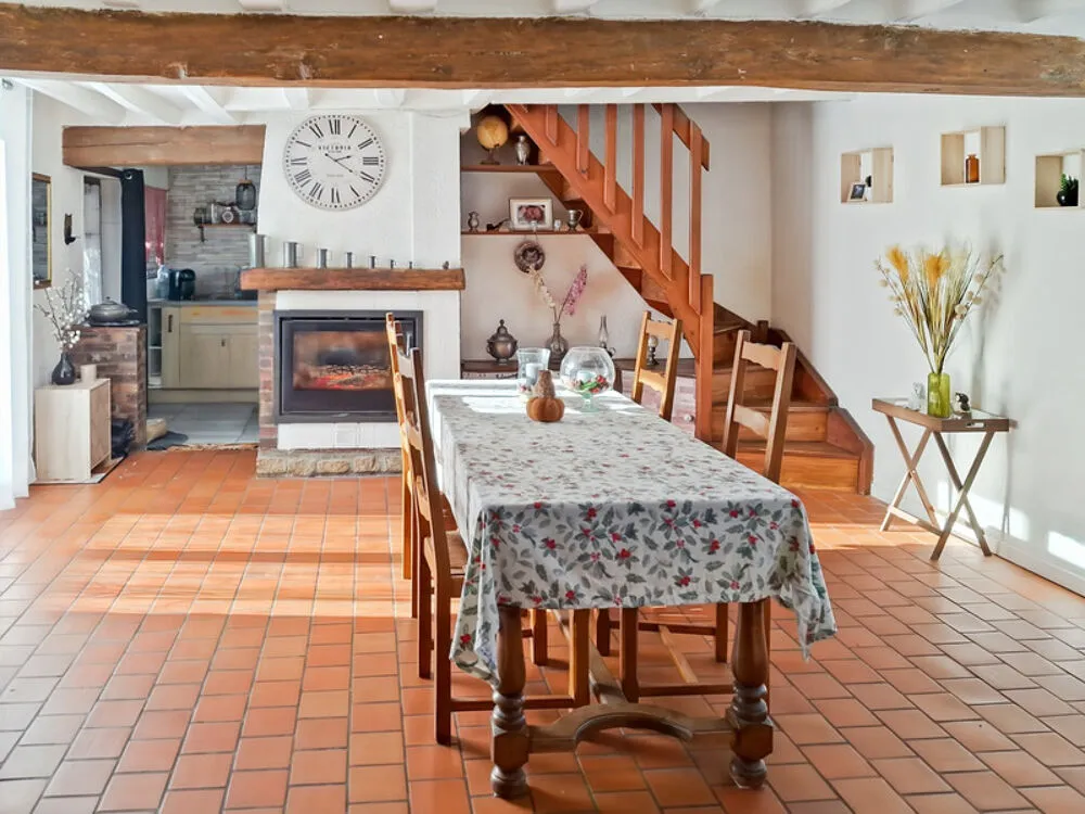 Söögituba - Charming House with Studio in Bailleau-L'Évêque