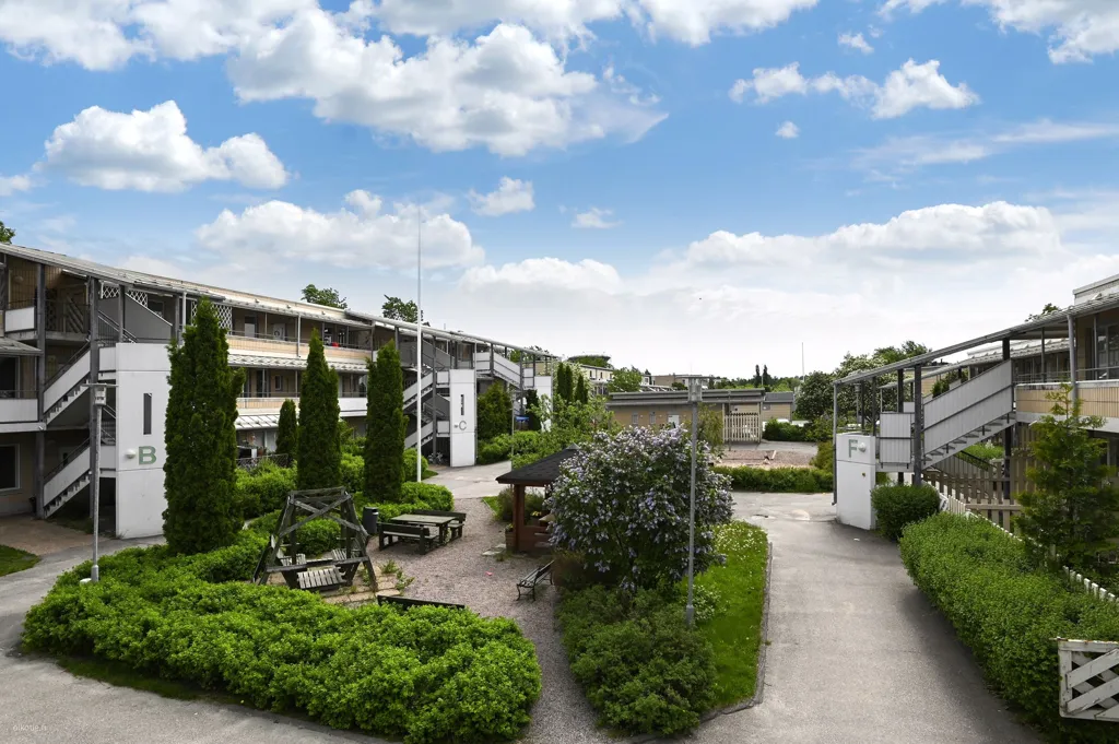 Jardin - Apartment with Private Sauna in Simonkylä