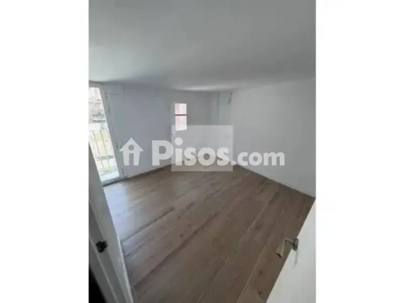 Stanze - New Flat Near Centre in Carrer del Bou