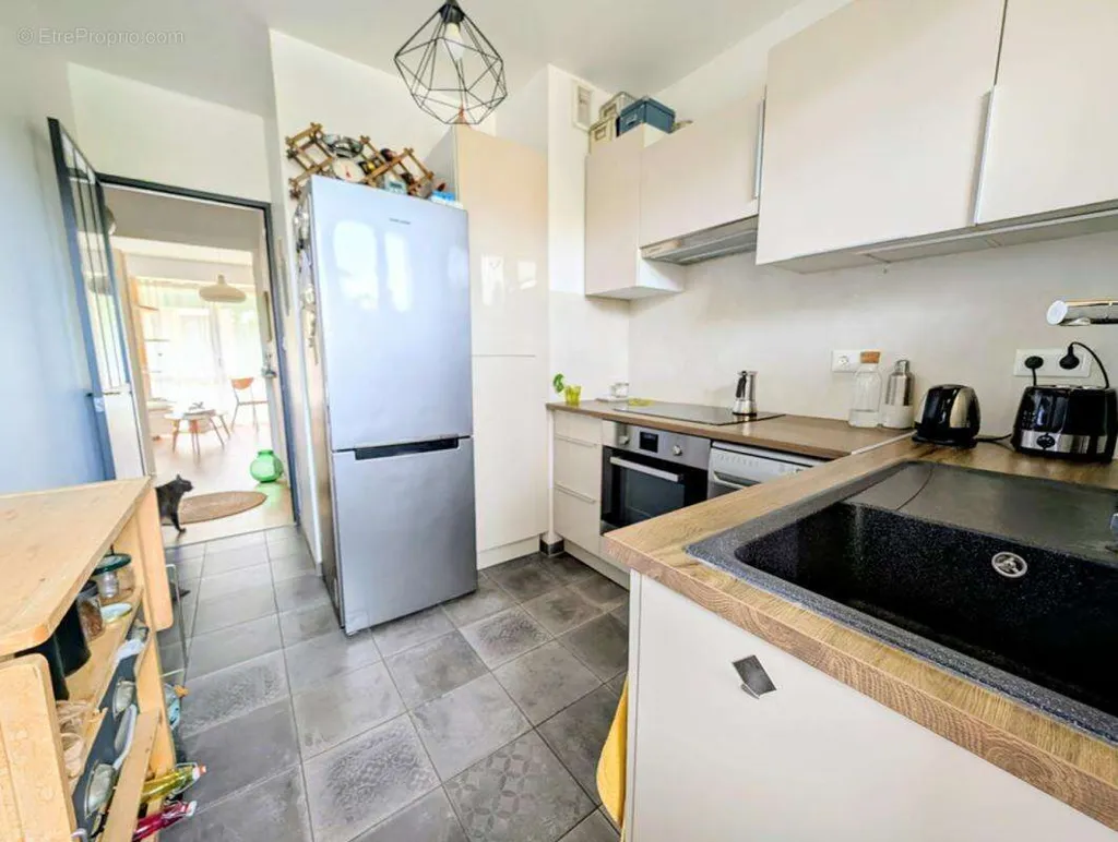 Appartement 3 pièces à Marseille-8e