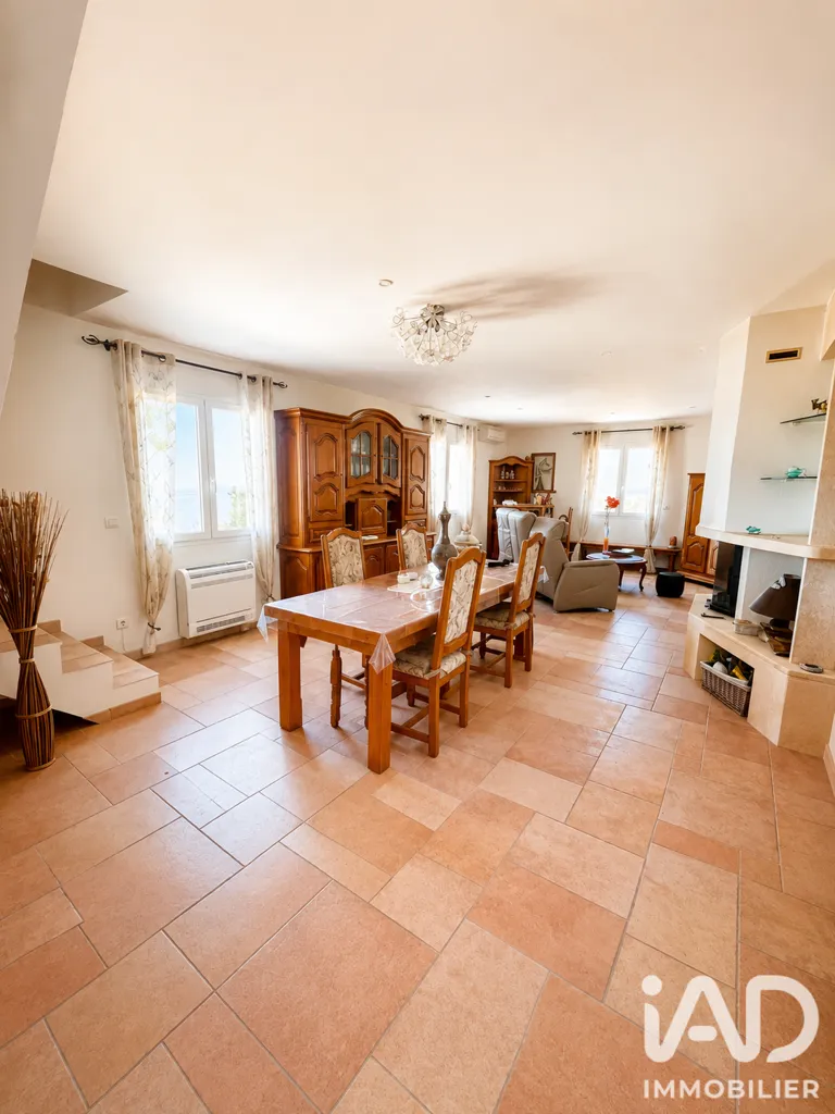 Sala da pranzo - Family House with Pool near Frontignan Beach