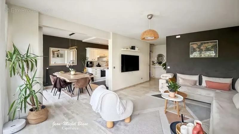 Elutuba - Family Flat with Park in Écully