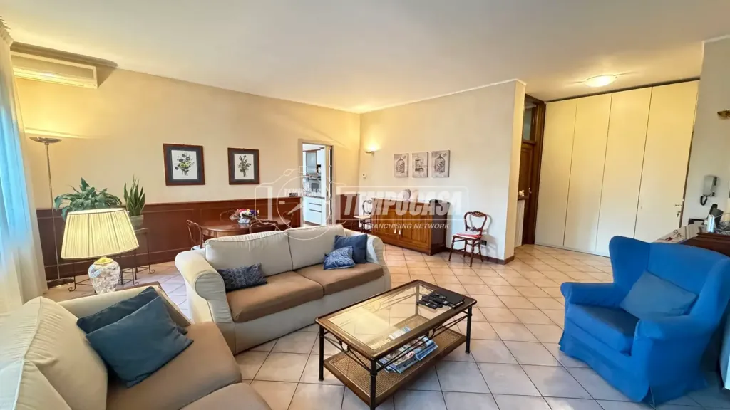Séjour - Maison 8 pièces à IT