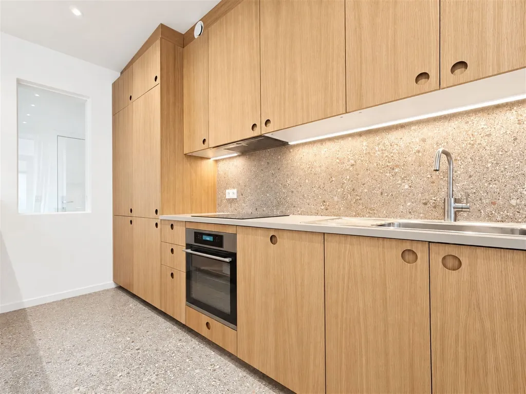 Kitchen - Triplex Apartment with Terrace in Uccle