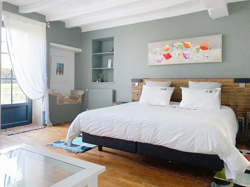 Bedrooms - Charentaise House with Pool near Royan