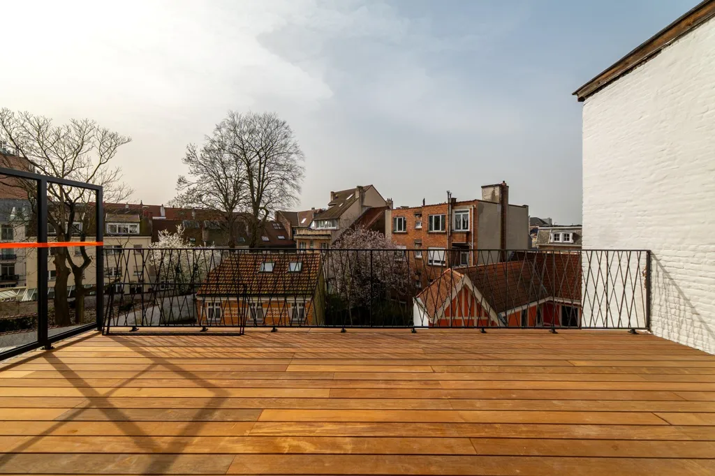 Terrass - Apartment with South-Facing Terrace in Montgomery
