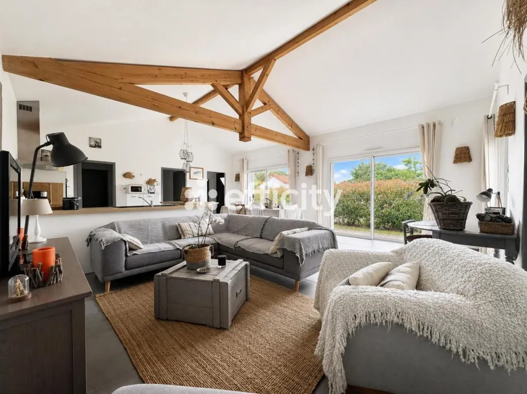 Elutuba - Contemporary Villa with Pool in Ares