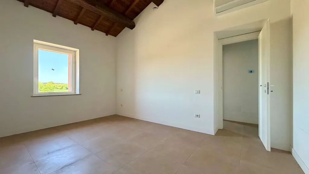Rooms - Villa Portion with Private Garden in Perugia