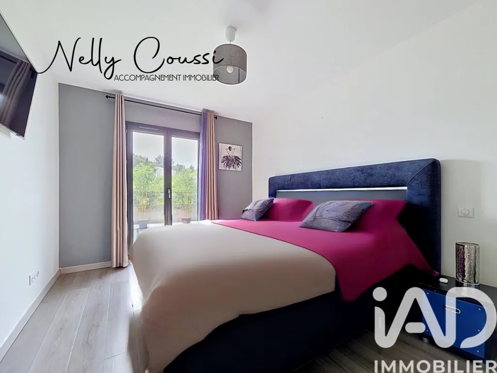 Chambres - Villa Moderne avec Piscine à Boisseron