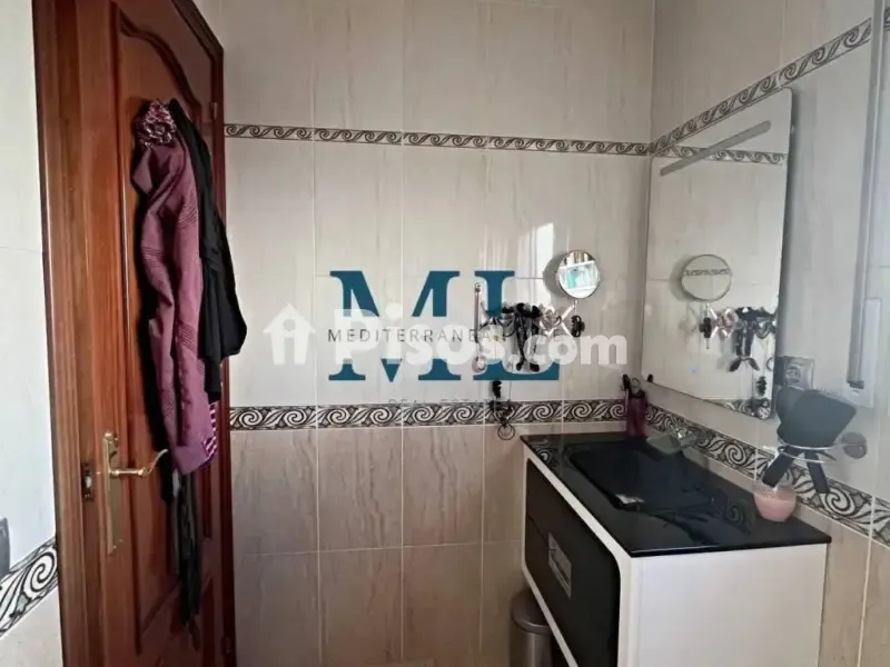 Vannitoad - Corner Semi-detached House with Terrace in Sant Pere de Ribes